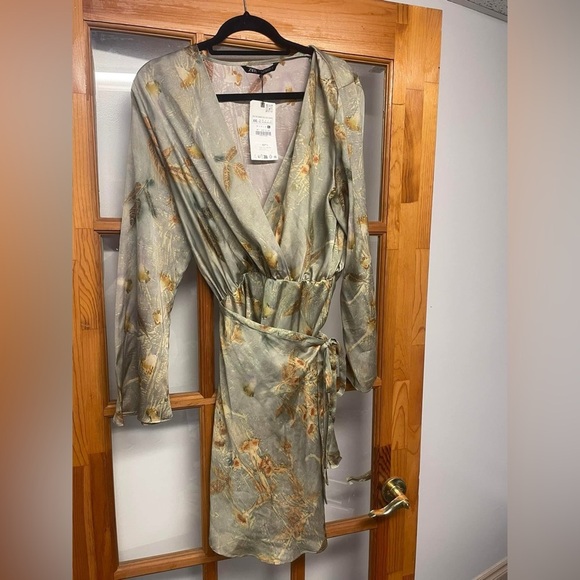 Zara NWOT Satin Effect Dress - Picture 2 of 2